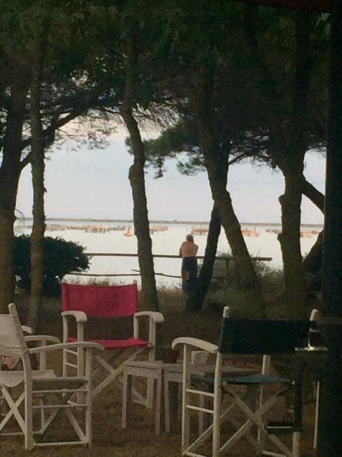 Au Bord De Thau Bed and Breakfast Marseillan  Εξωτερικό φωτογραφία