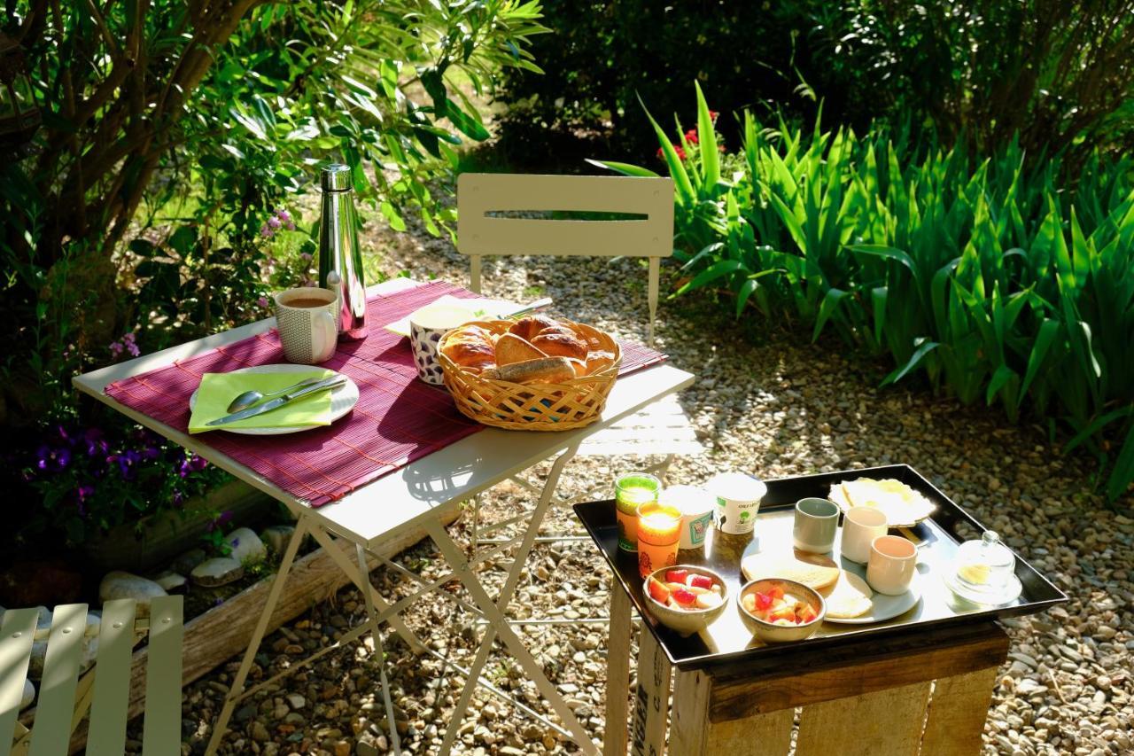 Au Bord De Thau Bed and Breakfast Marseillan  Εξωτερικό φωτογραφία